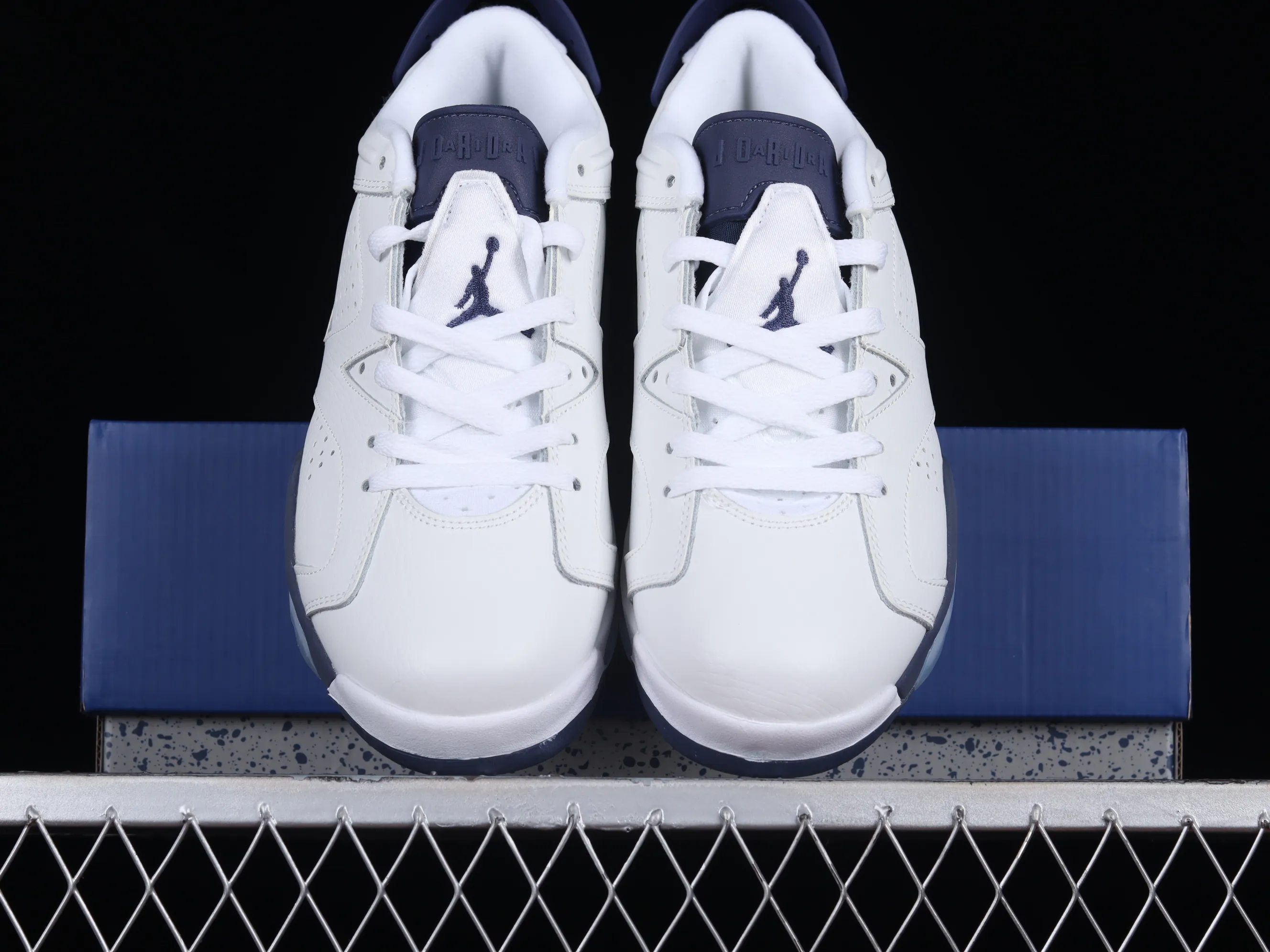 All categories Air Jordan Jordan series basketball shoes Air Jordan 6 Air Jordan 6 Retro "Midnight Navy" AJ6 Joe 6 white and navy low-top basketball shoes CT8529-141